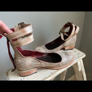 Freebird Shoes - Maribel - Excellent Condition! Worn Twice!